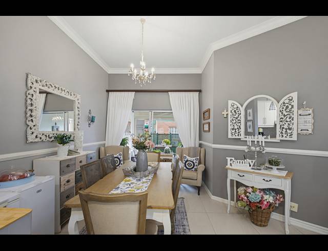 3 BEDROOM TOWNHOUSE FOR SALE IN SOMERSET PARK